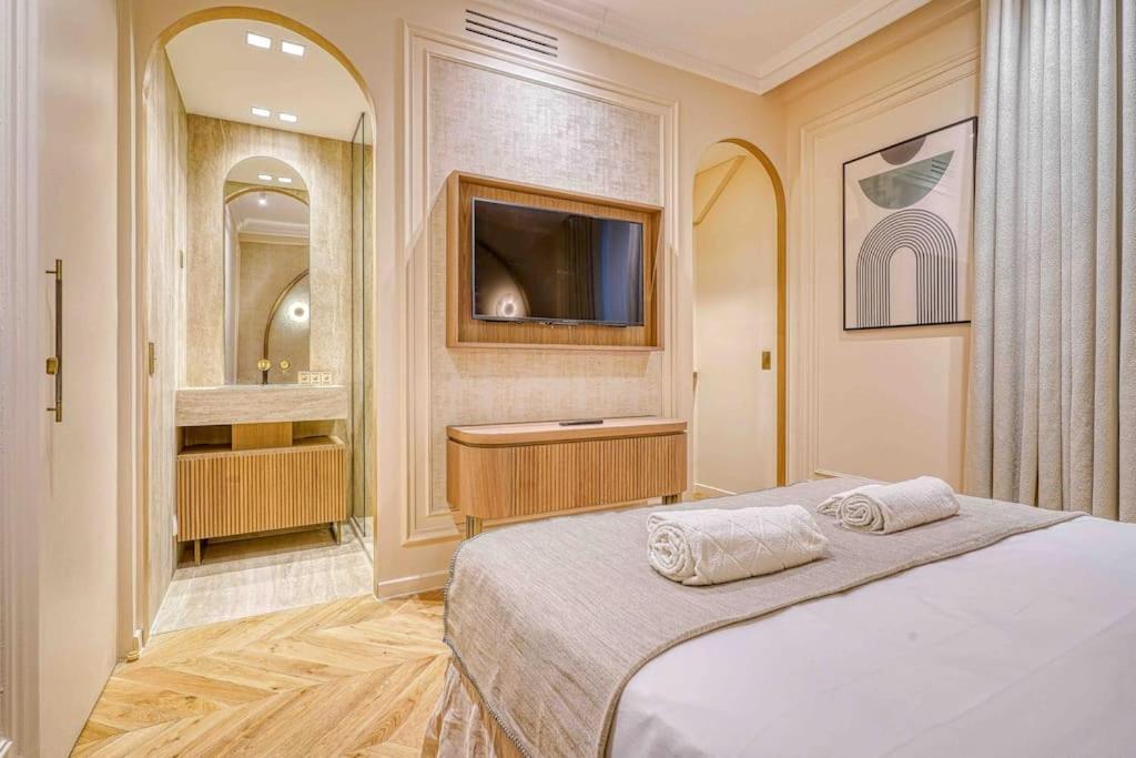 Appartement Off New Opera Louvre 5 Etoiles Parijs